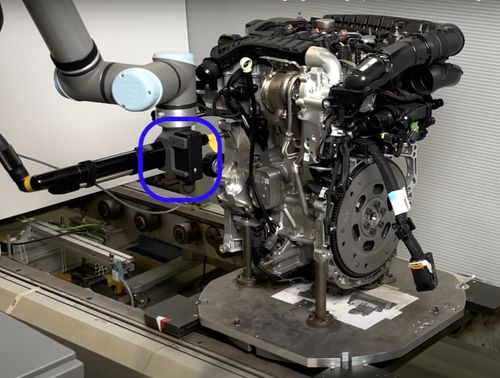 Stellantis Automates Tightening on Moving Lines-product-thumbnail